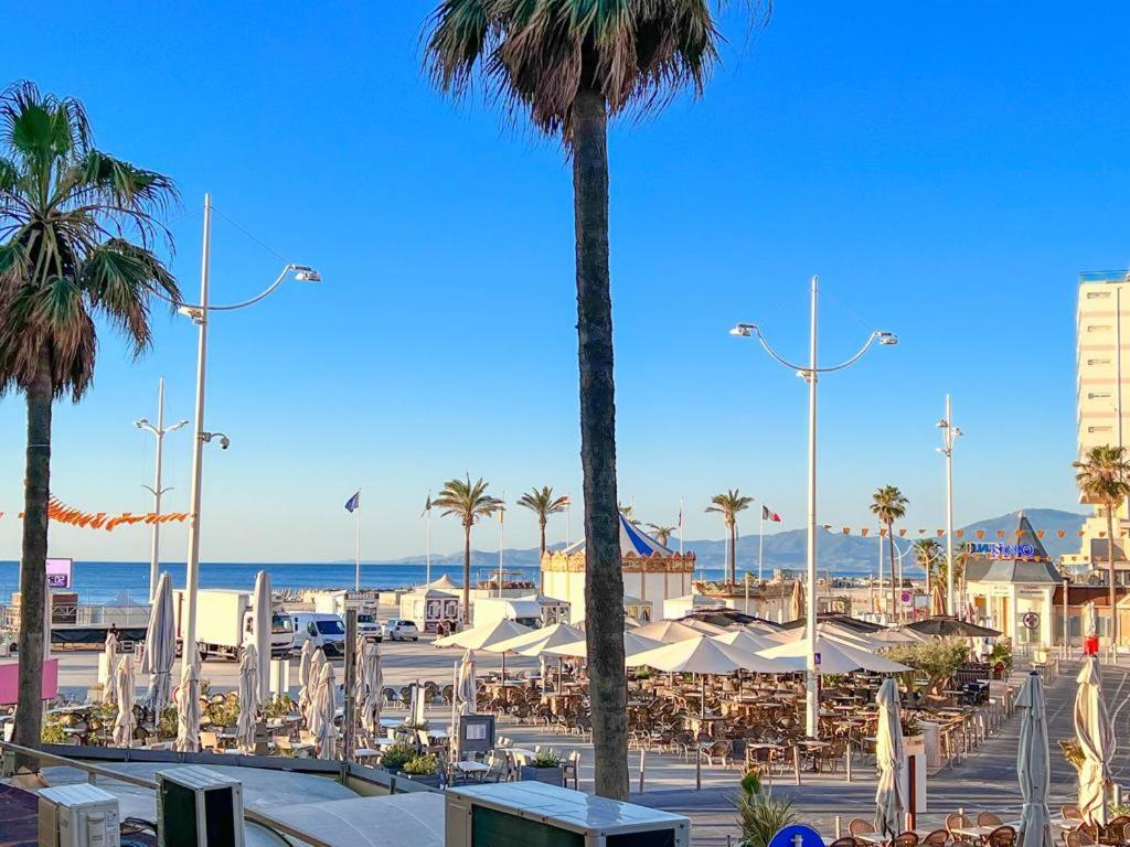 Appartement Vue Mer Parking Prive Place Med Canet-en-Roussillon Exterior foto